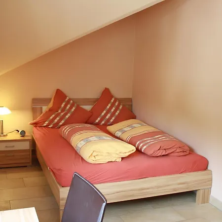 Trimmisch Apartamento *