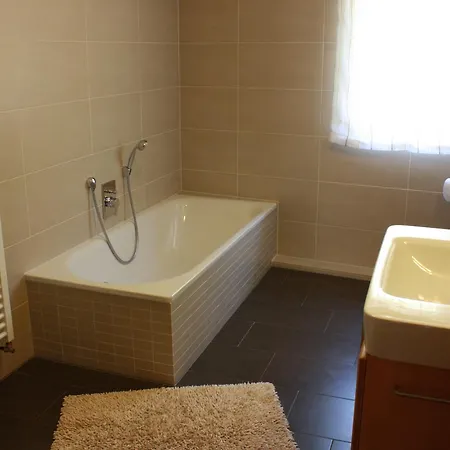 Trimmisch Apartamento *